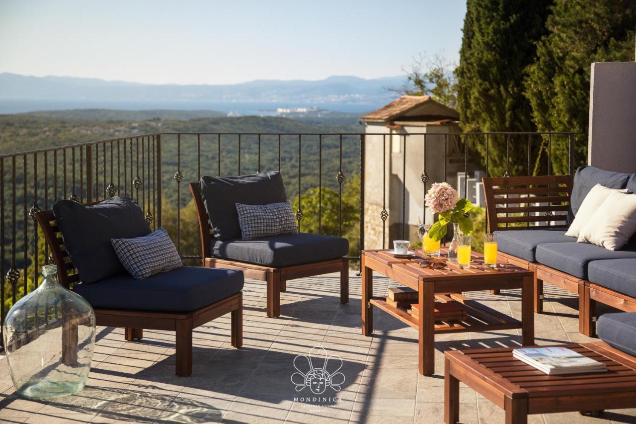 Mondinica Heritage House - Heated Pool Dobrinj Bagian luar foto