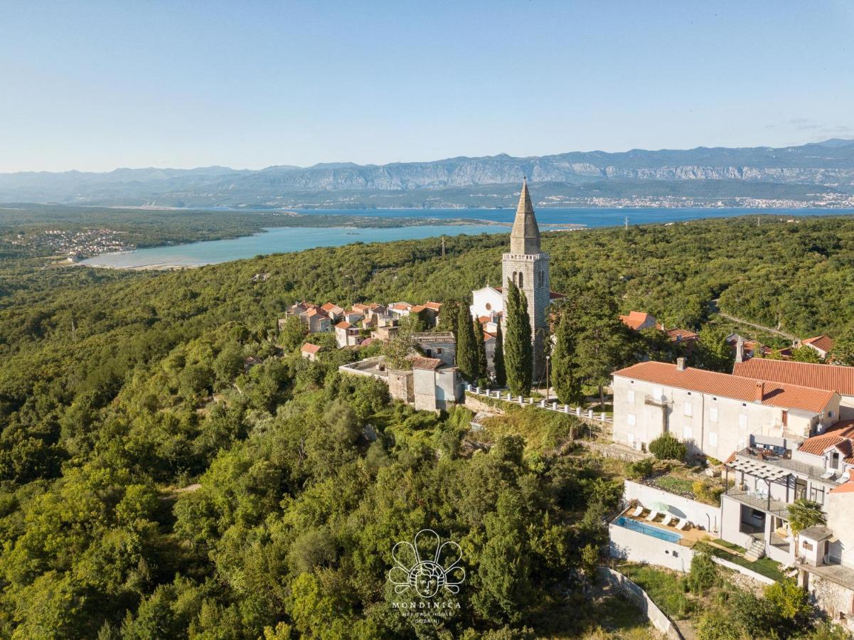 Mondinica Heritage House - Heated Pool Dobrinj Bagian luar foto